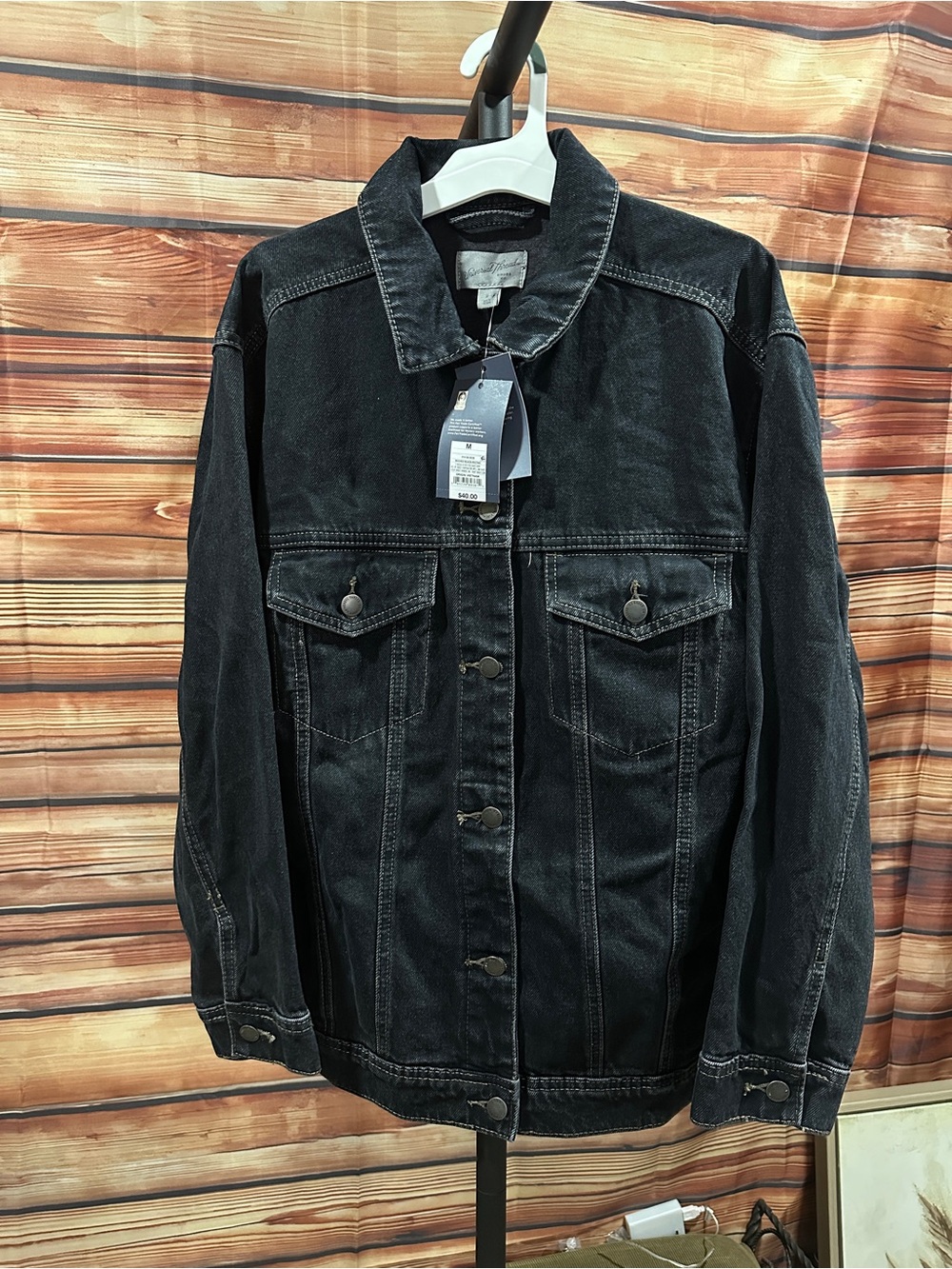 Universal Thread Womens Washed‎ Black Denim Jacket - Classic Trucker 90’s Style